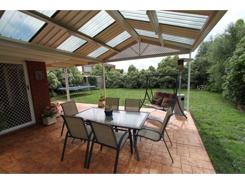 294 Centenary Avenue, Melton West VIC 3337