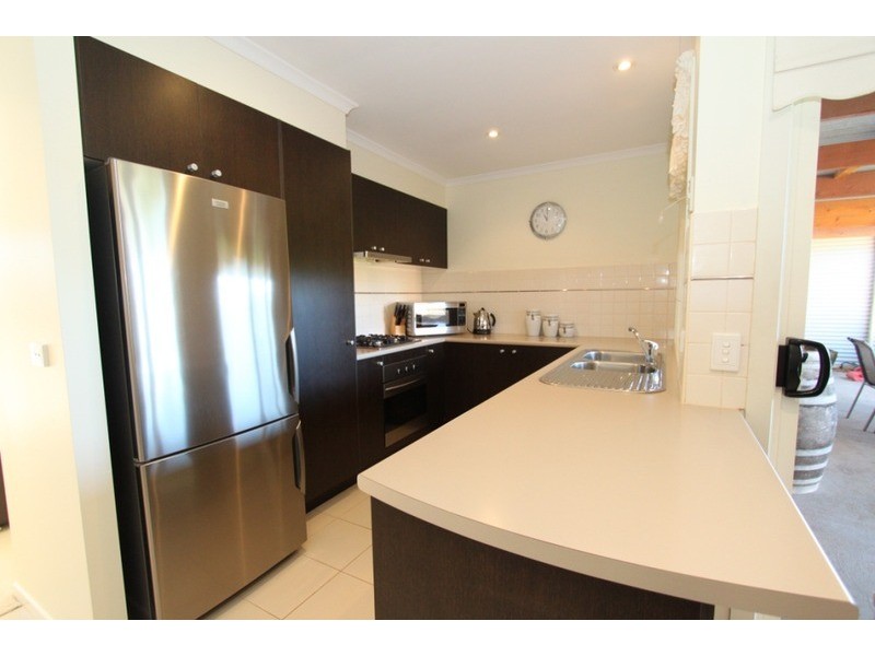 17 Tawriffic Street, Kurunjang VIC 3337