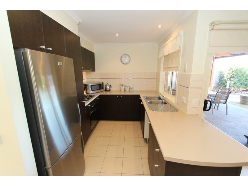 17 Tawriffic Street, Kurunjang VIC 3337