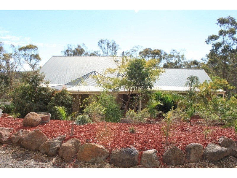 334-360 Hjorths Road, Toolern Vale VIC 3337