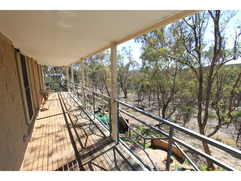 334-360 Hjorths Road, Toolern Vale VIC 3337