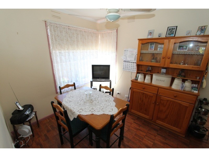 30 Vista  Drive, Melton VIC 3337