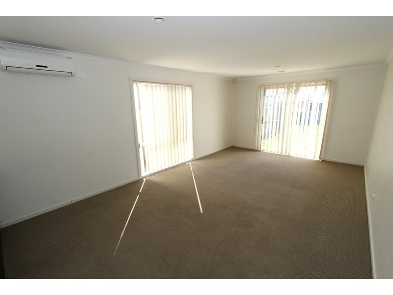 11 Patron Place, Kurunjang VIC 3337