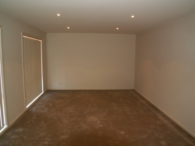 1/62 Andrew  Street, Melton South VIC 3338