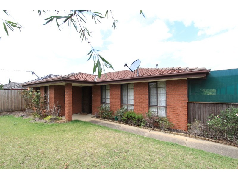 47 Henry Street, Melton VIC 3337