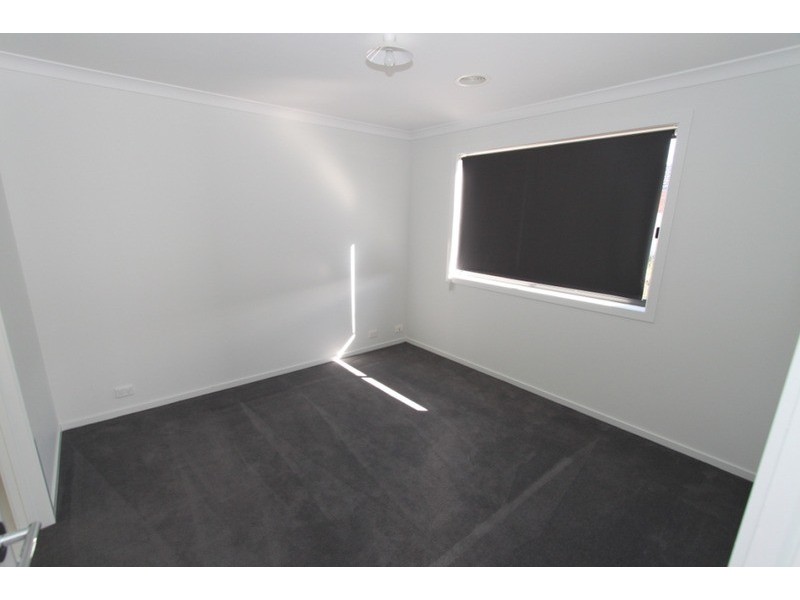 6 Magpie Street, Brookfield VIC 3338