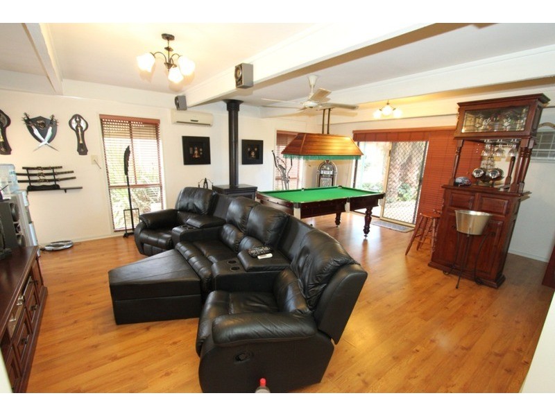 4 Oxley Court, Melton South VIC 3338