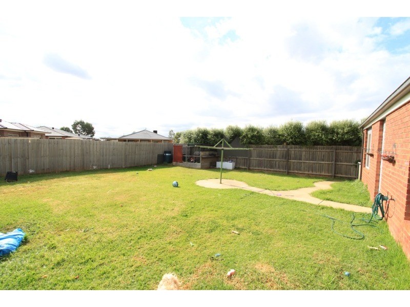 23 Sirius  Way, Melton VIC 3337