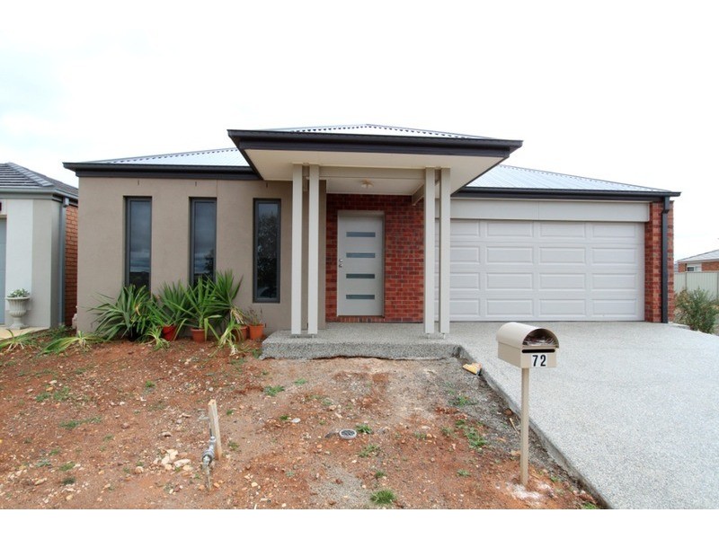 72 Fantail Way, Brookfield VIC 3338