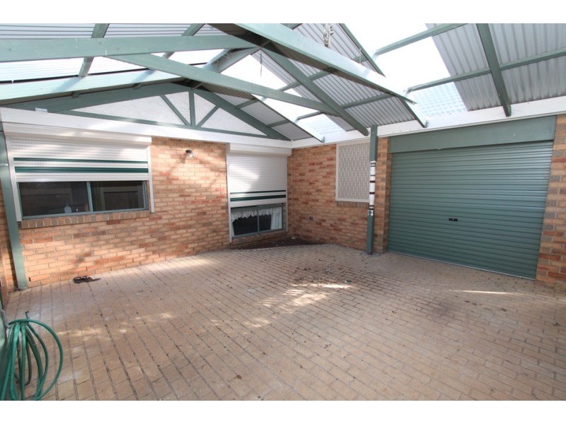 32 Fleetwood Circuit, Melton West VIC 3337