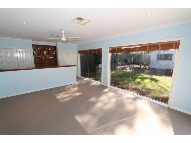 38 Manson  Drive, Melton South VIC 3338