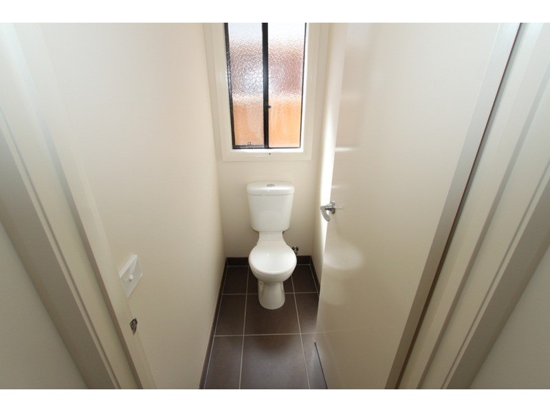 29 Longtree Drive, Melton West VIC 3337