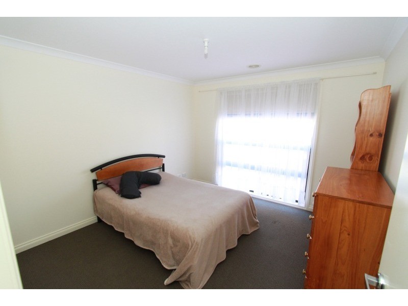 5/32 Black Knight Way, Kurunjang VIC 3337