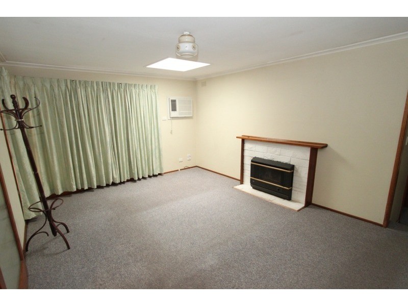 12 Lawson  Road, Melton South VIC 3338