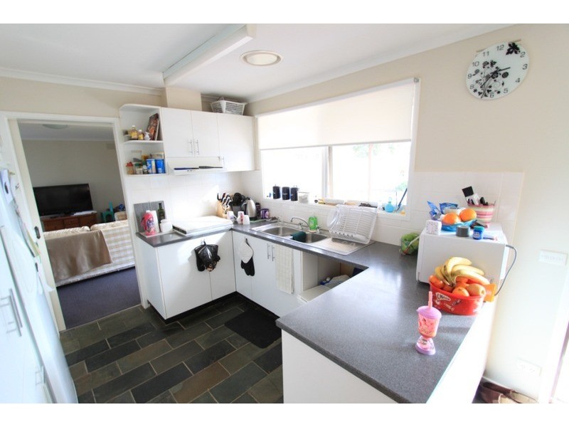 20 Linlithgow Way, Melton West VIC 3337