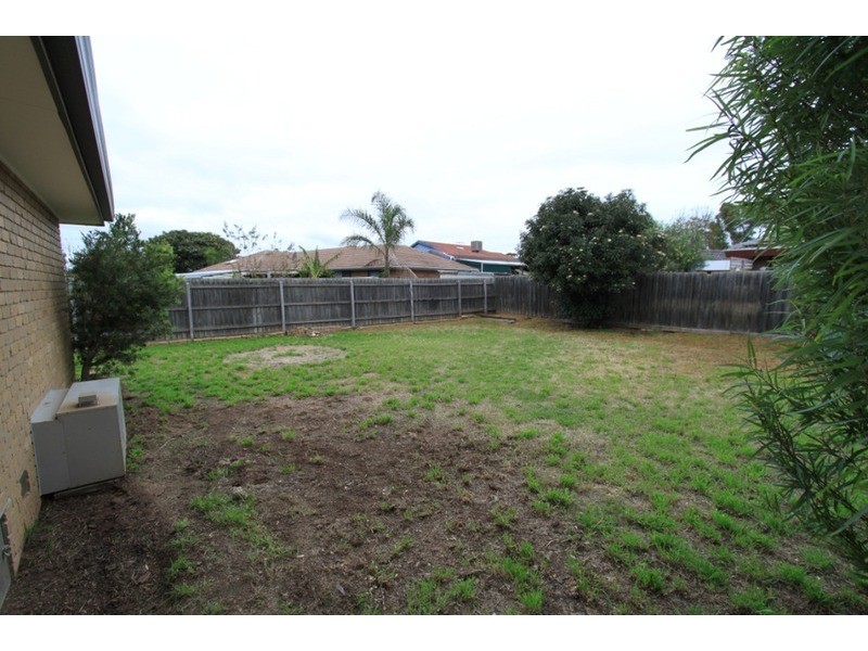 38 Fraser Street, Melton South VIC 3338