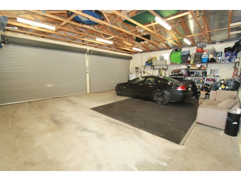 5 Cornwall Park  Court, Toolern Vale VIC 3337