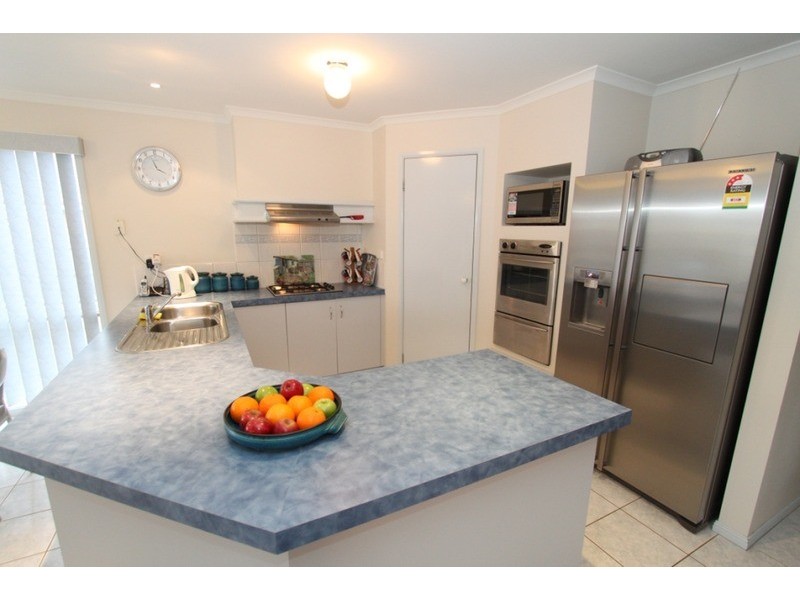 10 Park Lane, Melton West VIC 3337