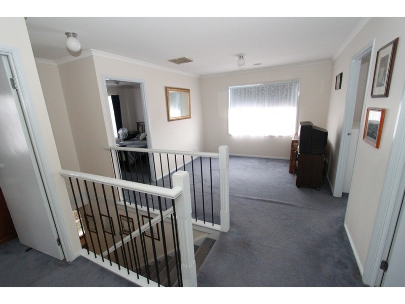 10 Park Lane, Melton West VIC 3337