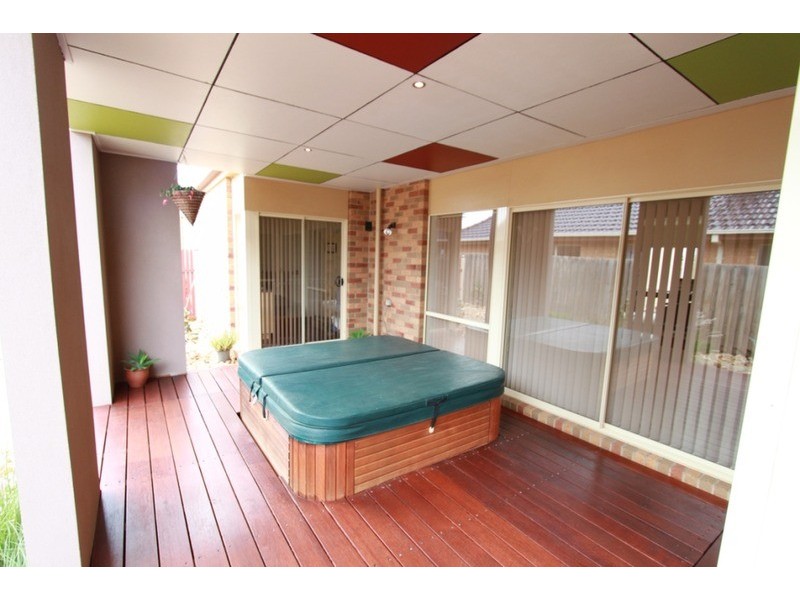 11 Princeton  Avenue, Melton West VIC 3337