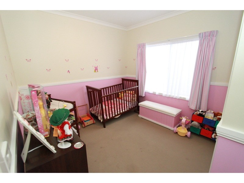 92 Westlake Drive, Melton West VIC 3337