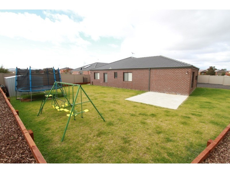 113 Caitlyn  Drive, Melton West VIC 3337