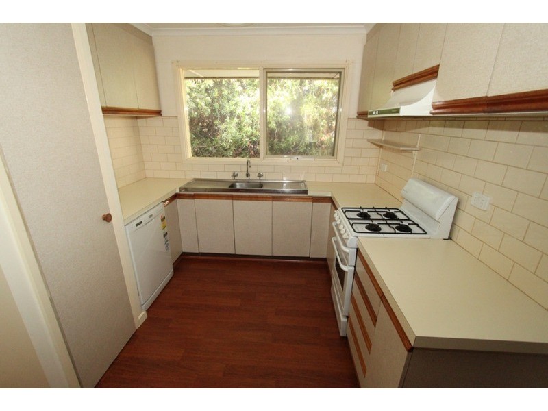 3 Burleigh Road, Melton VIC 3337