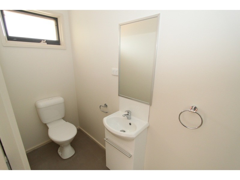 7 Lansel Place, Melton West VIC 3337