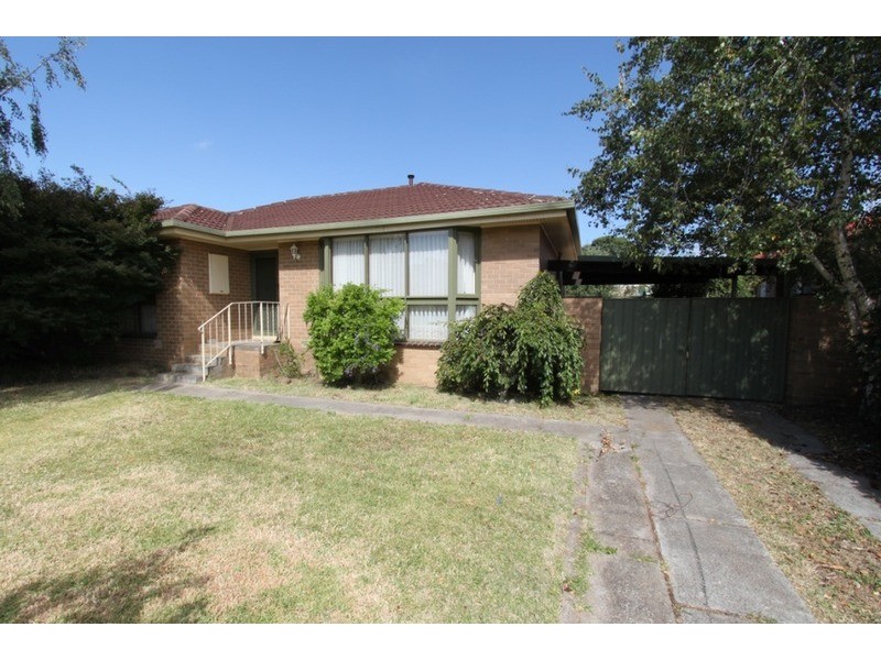 9 Raleighs Road, Melton VIC 3337