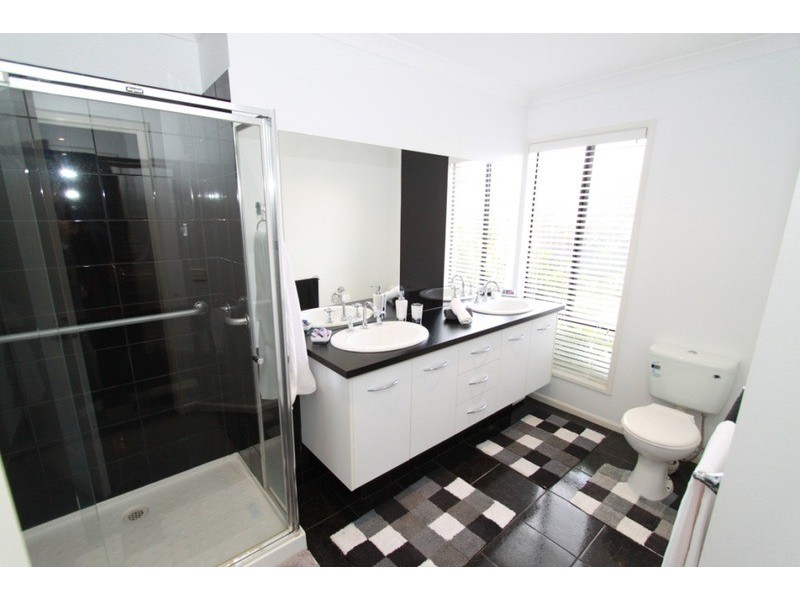 47 Ranfurlie Circuit, Melton West VIC 3337