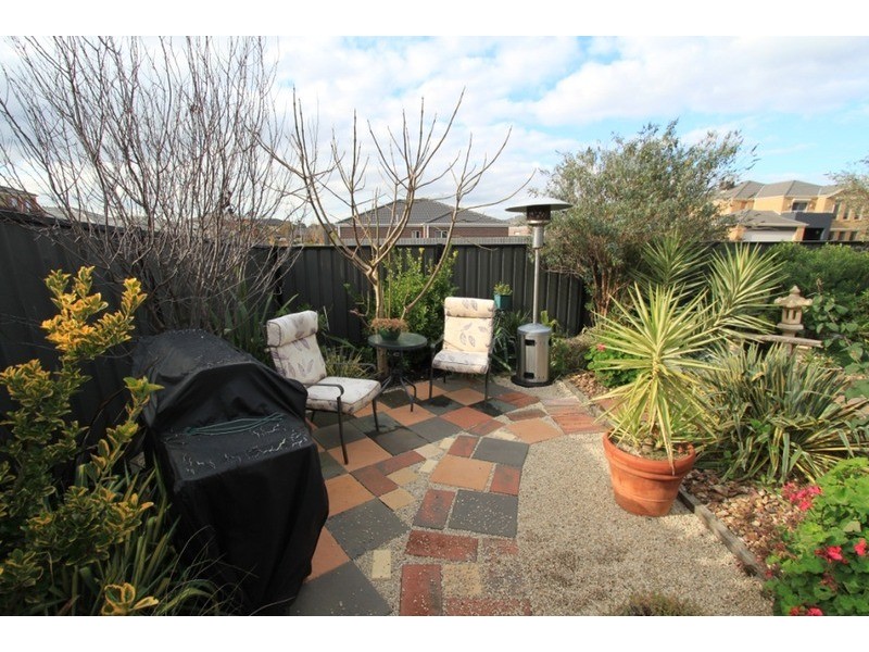 47 Ranfurlie Circuit, Melton West VIC 3337