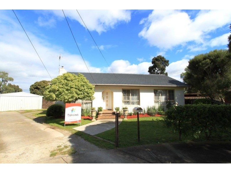 101 Vista Drive, Melton VIC 3337