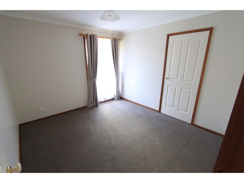 77 Childs Street, Melton South VIC 3338