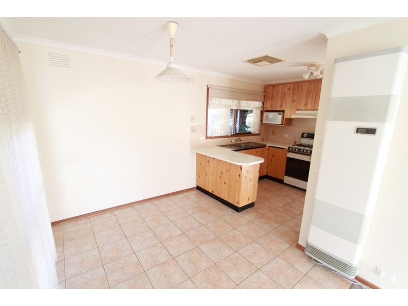 51 Tulloch Avenue, Kurunjang VIC 3337