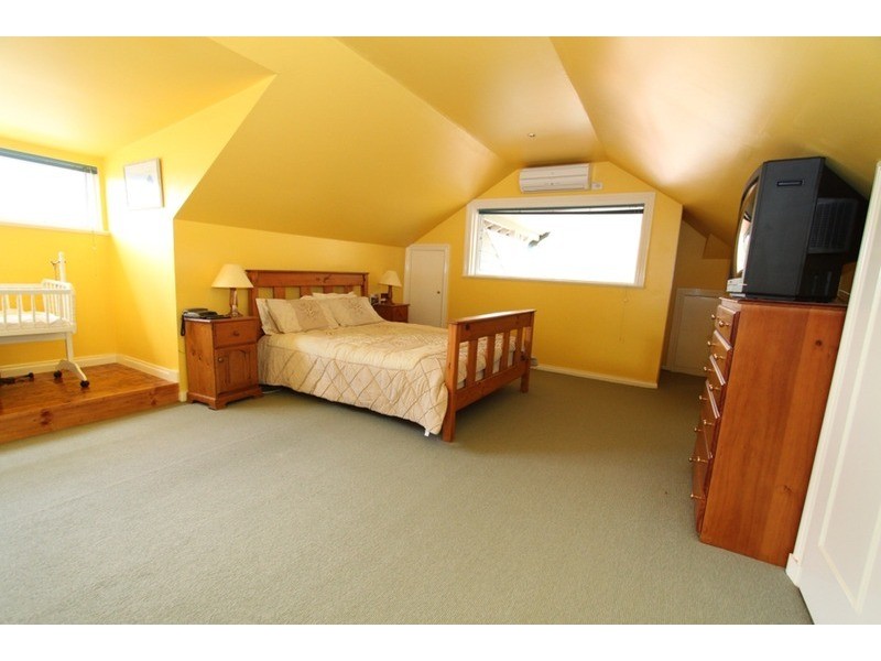 18 Grant Street, Bacchus Marsh VIC 3340