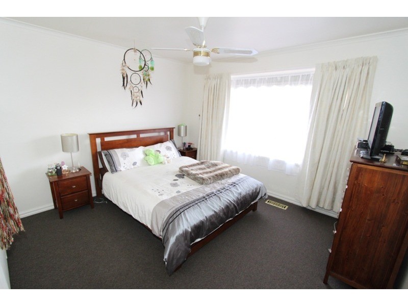 12 Milverton Street, Melton VIC 3337