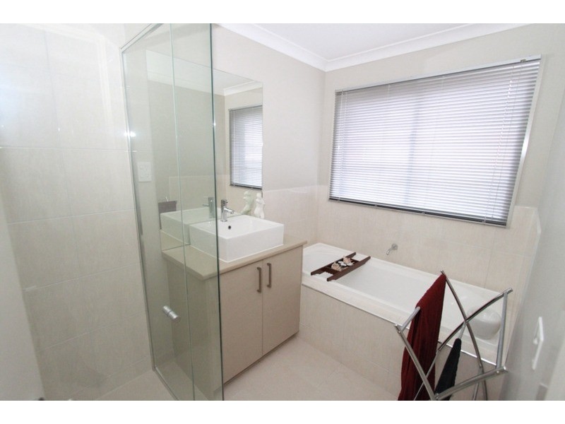 4 Wodalla  Street, Kurunjang VIC 3337