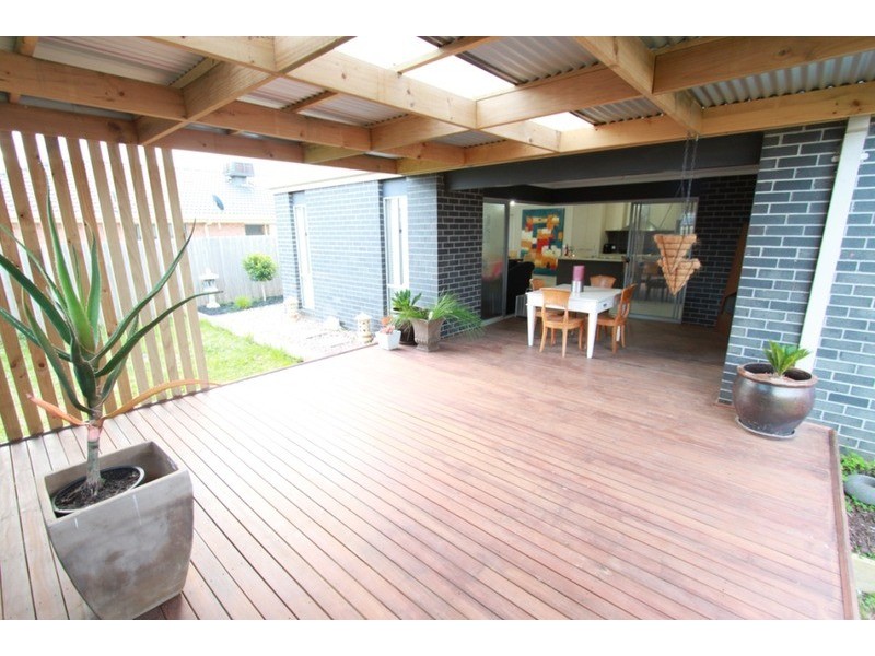 4 Wodalla  Street, Kurunjang VIC 3337