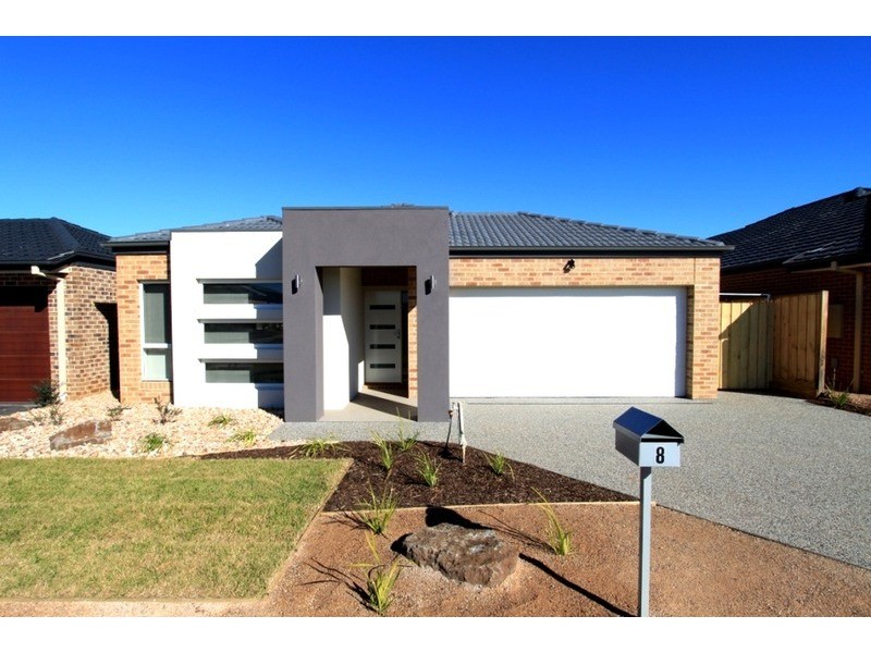 8 Citreus Circuit, Brookfield VIC 3338