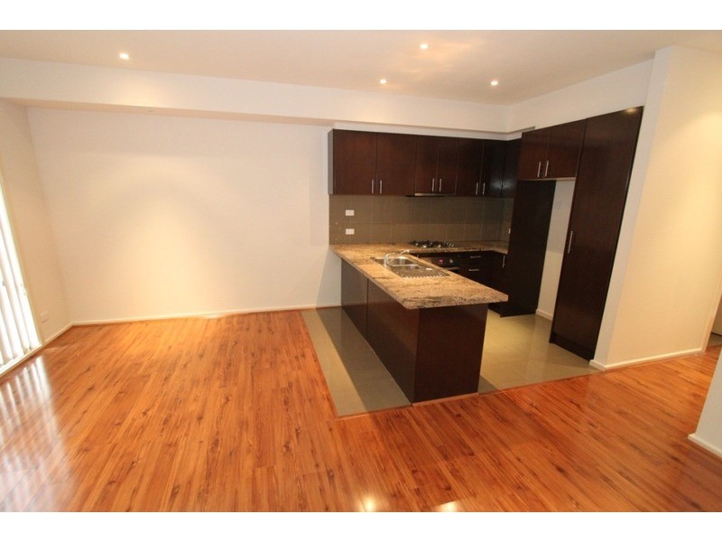 23/62 Andrew Street, Melton South VIC 3338