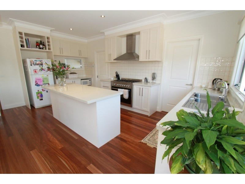 4 Woodend  Avenue, Eynesbury VIC 3338