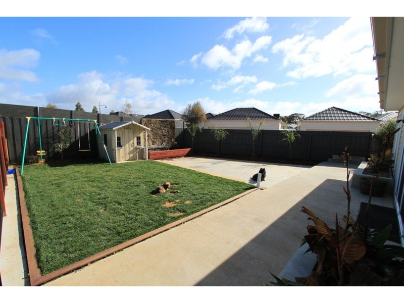 4 Woodend  Avenue, Eynesbury VIC 3338