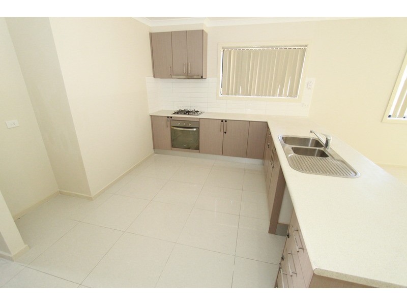 35 Banker Street, Melton VIC 3337