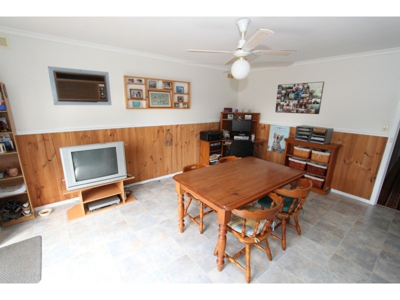 4 Kirkton  Drive, Kurunjang VIC 3337