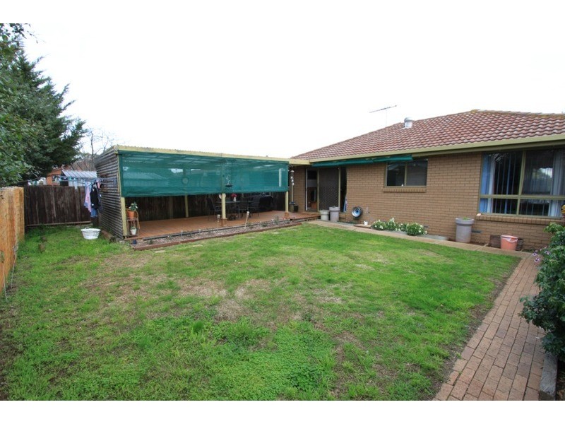 4 Kirkton  Drive, Kurunjang VIC 3337