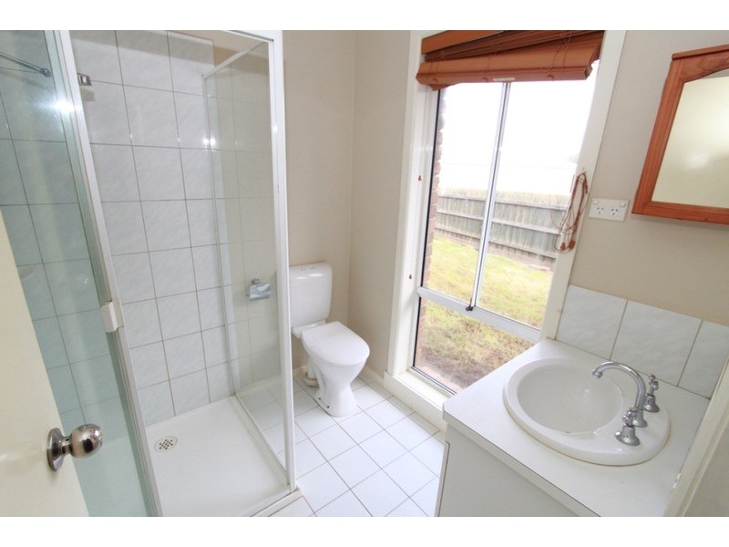 3 Pulford Court, Melton West VIC 3337