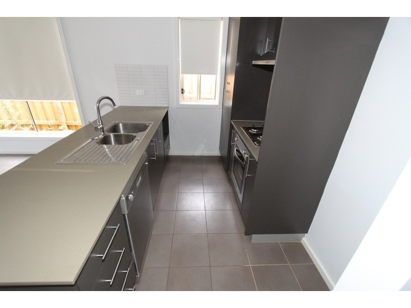 16 Colonus Street, Kurunjang VIC 3337