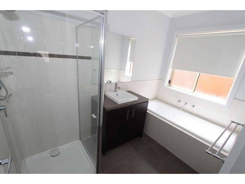 16 Colonus Street, Kurunjang VIC 3337