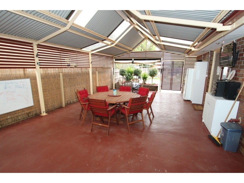 7 Rees  Road, Melton South VIC 3338