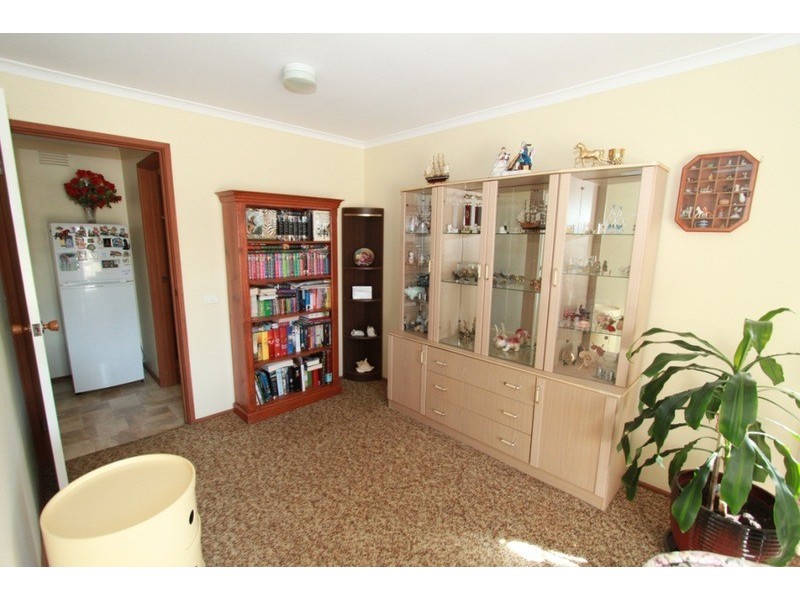 3/16 Creek  Street, Melton South VIC 3338